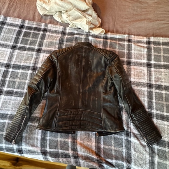 Leather jacket - Picture 5 of 6